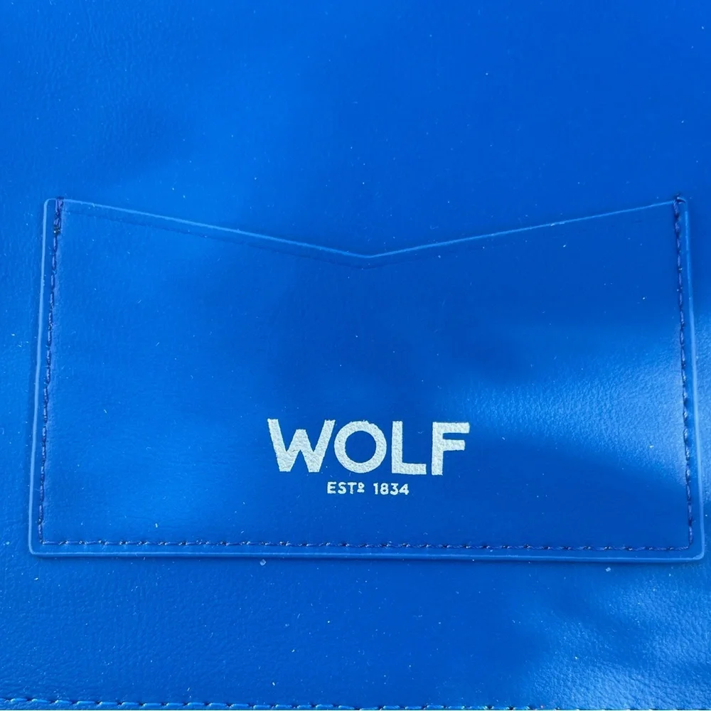 NWT Wolf "Signature Ipad Tech" zip case - One Size - Picture 3 of 5